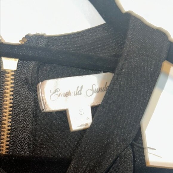 Black Sleeveless Halter Mini Dress - Picture 6 of 8